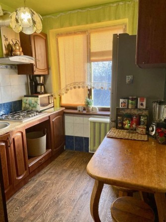 Продам 4 кімнатну квартиру . Вишенька - фото 1