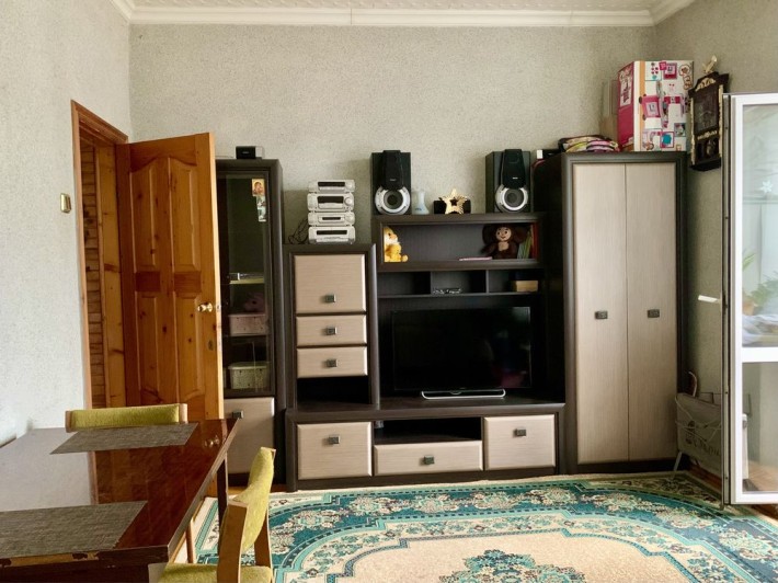 Продам 3 кімнатну квартиру - фото 1