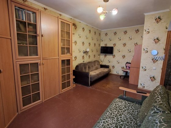 Продаж  ОХАЙНОЇ 1-кім.кв. з меблями і технікою Чернигов