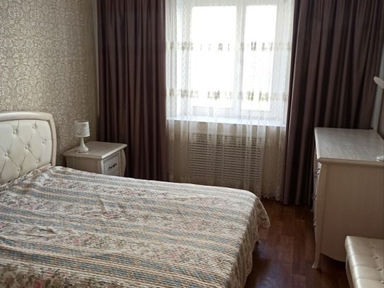 Простора 2-кімнатна квартира 62m2 в гарному районі м. Чернігова! Чернігів