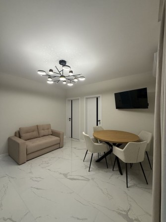 Продаж 2 кімнатної з газом - фото 1