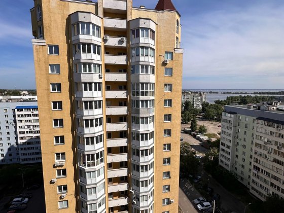 Однокімнатна квартира на Митниці з гарним видом Черкассы