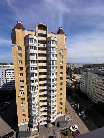 Однокімнатна квартира на Митниці з гарним видом - фото 1