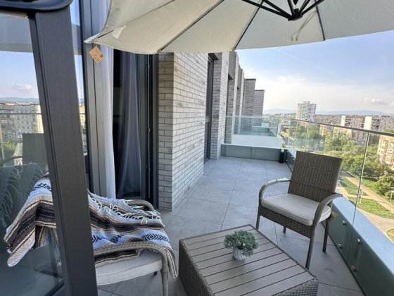 Продаж видовоі 2 кімнатної квартири Park Land Ужгород