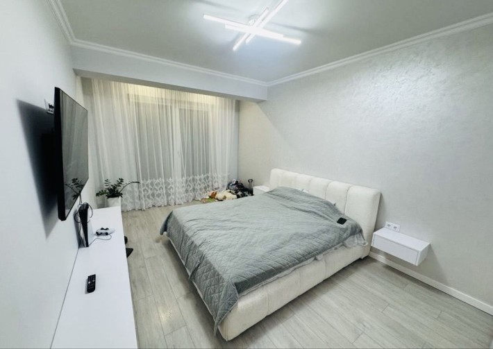 Двокімнатна на другому поверсі в новобудові - фото 1