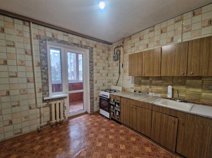 1 кімнатна квартира, на вул. Коваленка, Є- відновлення, торг - фото 1