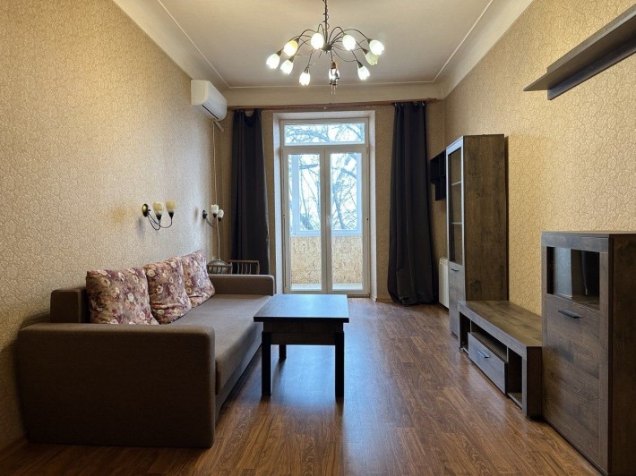 Продам 3к квартиру в центре - фото 1