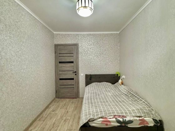 Продам квартиру Левый берег Караван Левобережный Генерала Захарченко Днепр