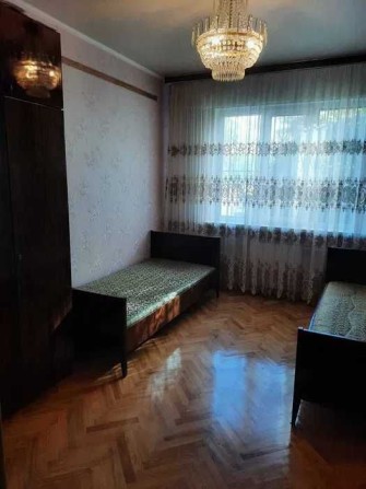 Продається простора 3-кімнатна квартира на вул. Рональда Рейгана 14/33 - фото 1