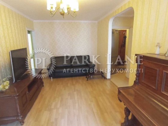 Продаж 3 к квартири Ушинського 11 Солом'янський район Київ