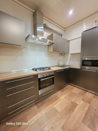 Продам 2к с ремонтом, сталинка, Титова, Строителей - фото 1