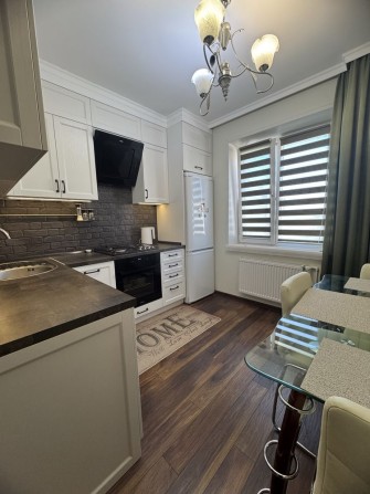 3 кім ЦЕНТР, 72 м ,з якісним ремонтом вул.Богуна - фото 1