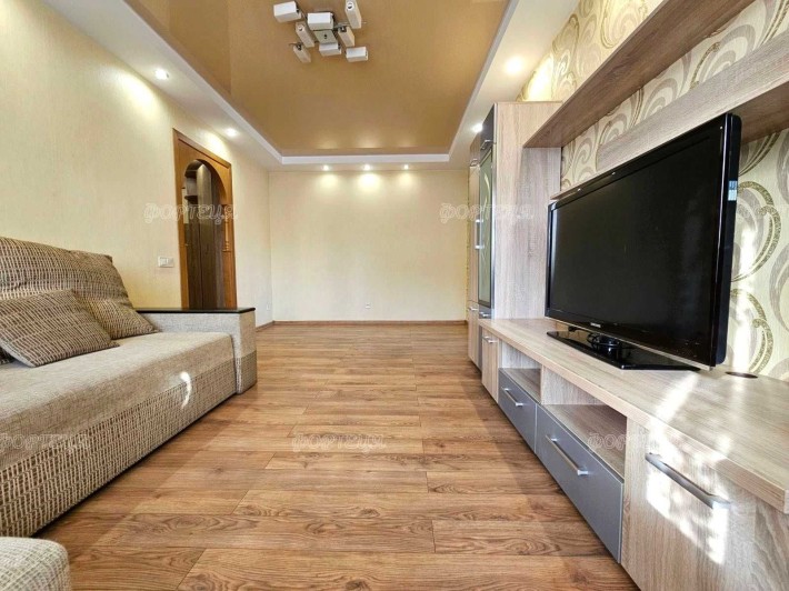 Продаж квартири "заходь і живи", з супер інфраструктурою! - фото 1