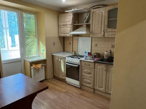 Продаж 1 кім.квартири з ремонтом Ужгород