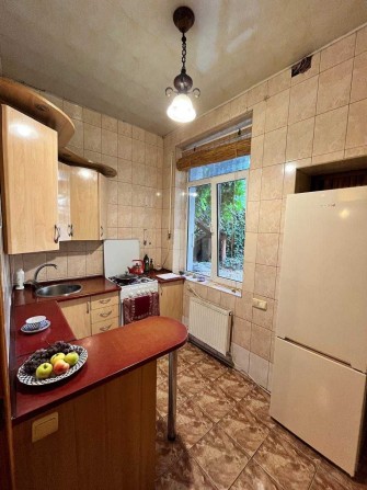Продам 2 кім. квартиру вул. Філосовська - 30  район пр. Лесі Українки - фото 1