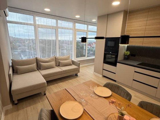 Продаєм шикарну квартиру для людей які цінують якість та комфорт Черкассы