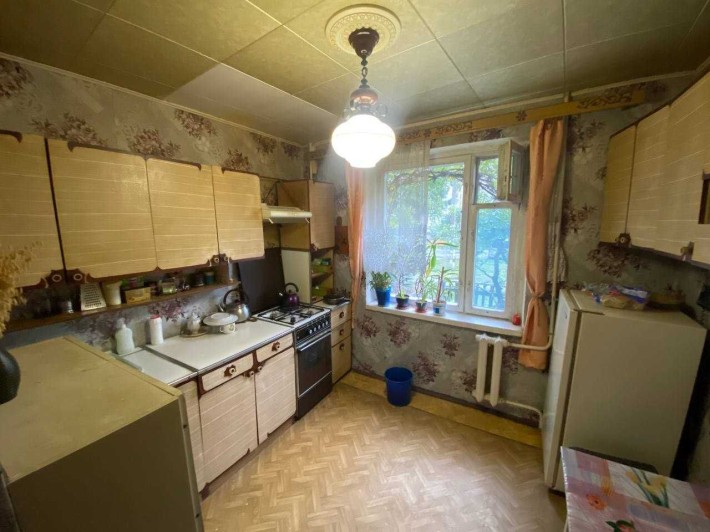 Продам 2-ну квартиру у центрі біля Будинку офіцерів (9880) - фото 1