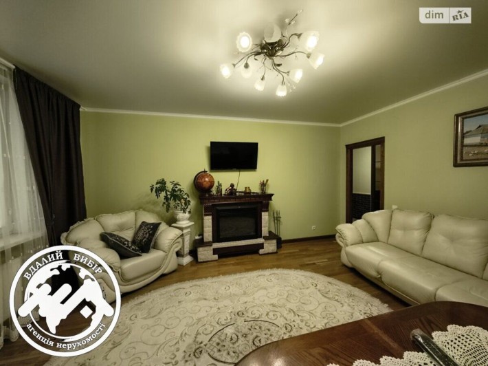 Продаю простору 3-х кімнатну квартиру на ближньому Замості - фото 1