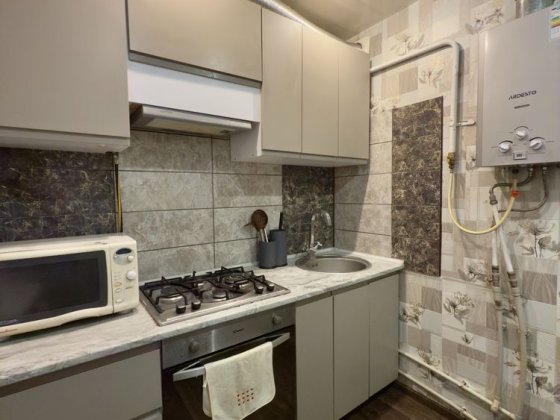 Продам 2х кіснатну квартиру, Косіора Днепр