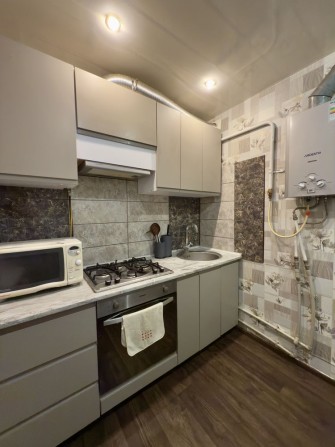 Продам 2х кіснатну квартиру, Косіора - фото 1