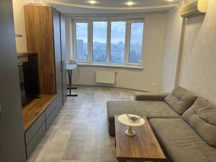 Продаж двокімнатної квартири метро Житомирська Святошинський район - фото 1