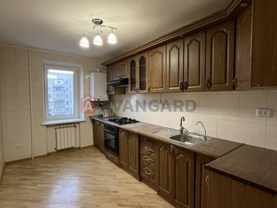 Продам квартиру на вишеньці Винница