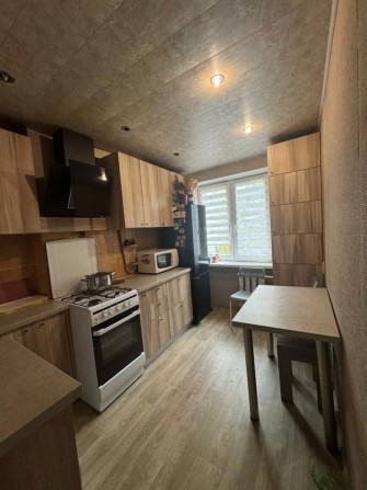 Продам 2к квартиру на левом берегу - фото 1