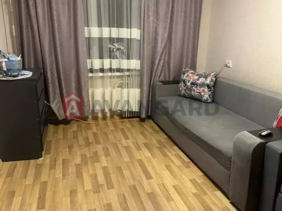 Продам 1-кімнатну на ж/м Парус Днепр