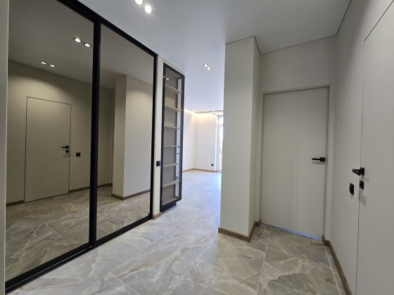 ПРОДАЖ 1,5 км Кв з сучасн ремонтом та неймовірною панарамою/переуступк Ужгород