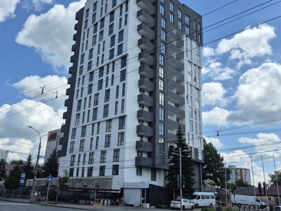 Продам однокімнатну квартиру в новобудові по проспекту Перемоги 131 Чернігів