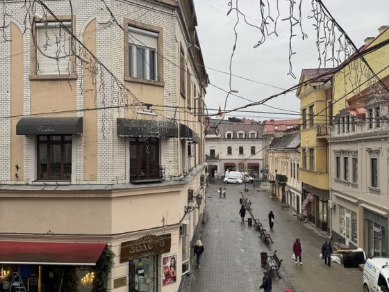 Продаж 3 кімнатної квартири Ужгород