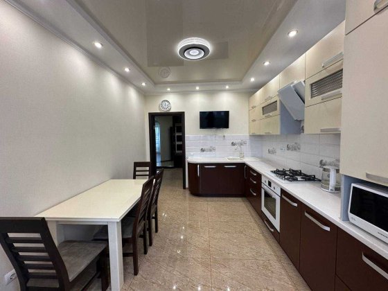 Купити квартиру 3к АГВ Поділля 90м2 новобудови трикімнатна квартира Винница