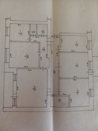 Продам велику простору 5-кімнатну квартиру - фото 1