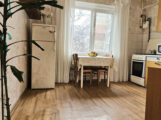 Продам квартиру,  ж/м Сокол, бул. Слави, поряд ж/м Перемога, Тополь Днепр