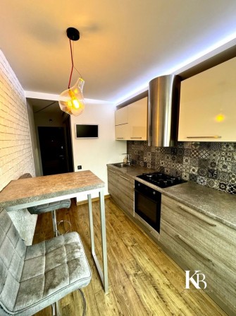 Продам 3х ком квартиру Победа, с ремонтом - фото 1