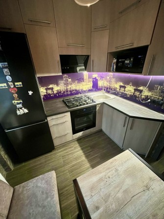 Продаж 2-кім квартири с сучасним ремонтом в центрі міста. єВідновлення - фото 1