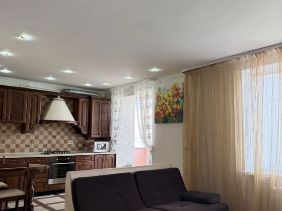 Продаж 3-к студія Поділля Вінниця