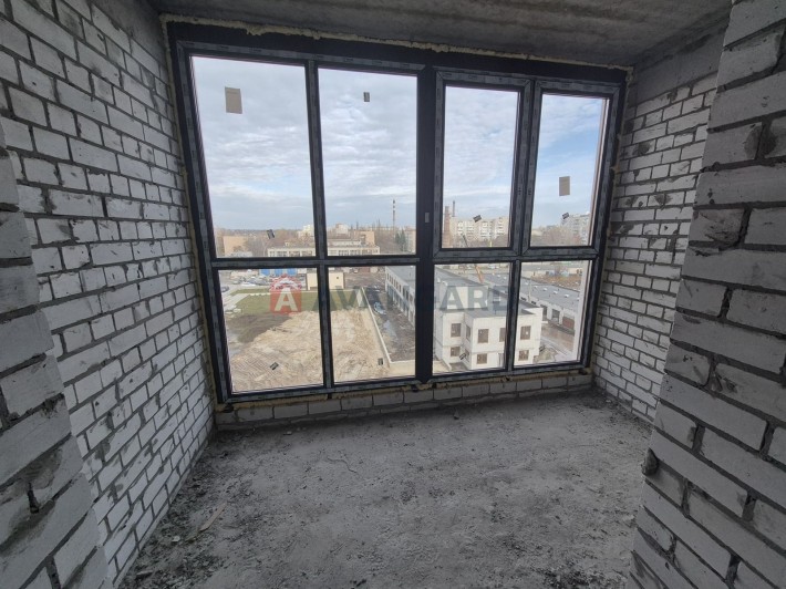 Однокімнатна в сучасному житловому комплексі - фото 1