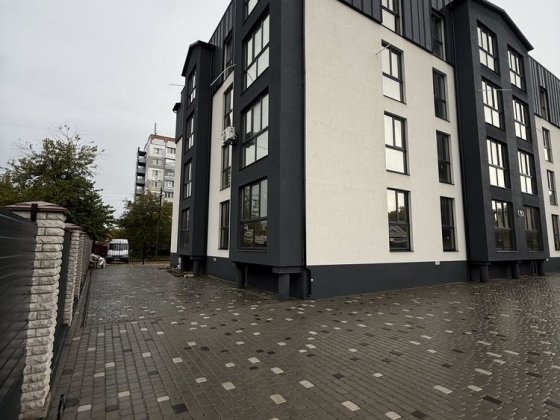 Продаж 2х кімн. квартири у клубному будинку по вул. Різдвяній Черкассы