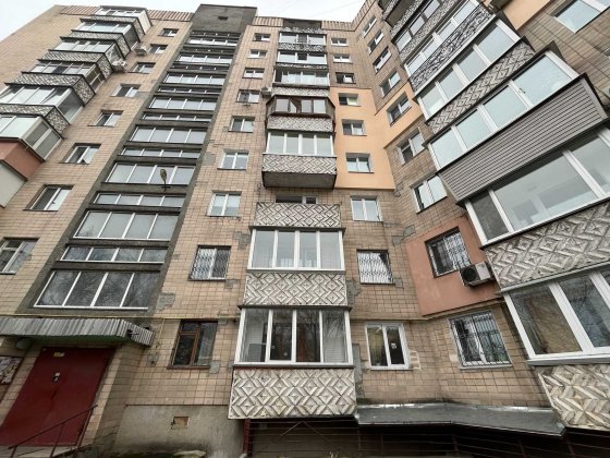 Пропонуємо до продажу 4-х кімнатну квартиру. За готівку, АТО та ін. Черкаси