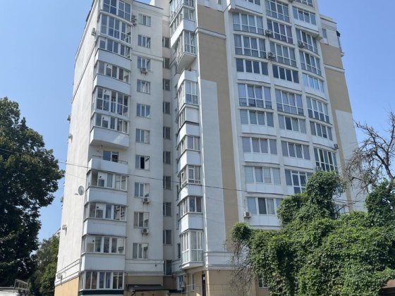 Центр, Градецкий, 3х комнатная, ул. Самострова 21а, автономка Чернигов