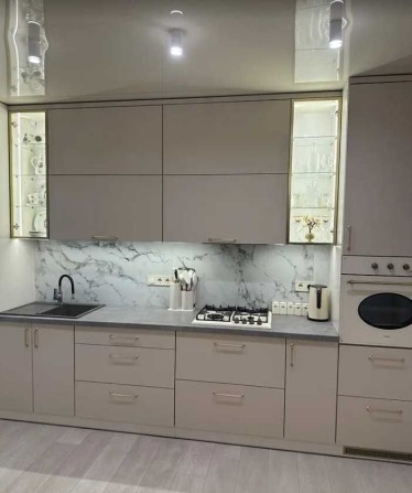 3к квартира, АГВ, ремонт паркомісце цегла - фото 1