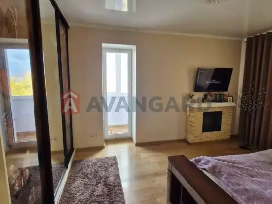 Продам 2-х кімнатну квартиру по-т П.Калнишевського | Косіора Днепр