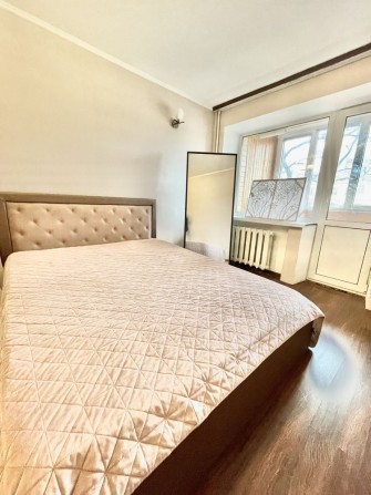 Продається 1-кімнатна квартира з ремонтом вул. Симферопольська, 11. - фото 1