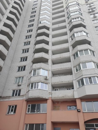Продаж квартири 2к без ремонту - фото 1