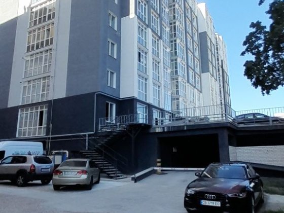 Новинка! 3-кімнатна квартира в новобудові в центрі Чернигов