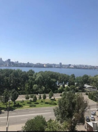 Продам 3-комн квартиру в районе Малиновского Маршала ул. - фото 1
