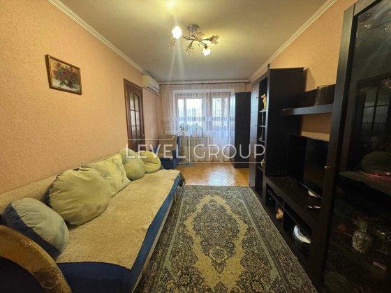 Продаж 3к квартири вул. Борщагівська, Швидкісний трамвай Киев