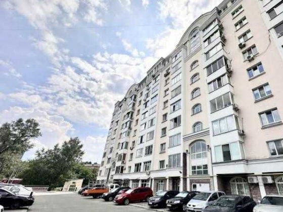 Продається 1 квартира вул.Вітряні гори, 2Б у Києві Київ