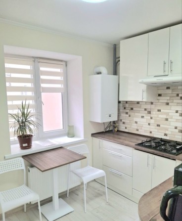 1 кімнатна квартира в новобудові  з меблями та технікою - фото 1